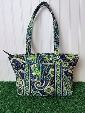 Vera Bradley Rhythm & Blues Small Tote Quilted Paisley-Floral Navy/Lime/Aqua EUC